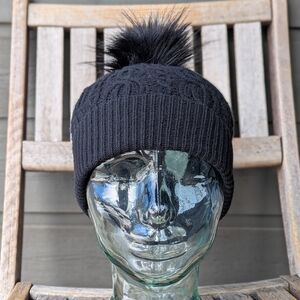 NWOT Nordstrom Cable Knit Cashmere Wool Pom Beanie Faux Fur